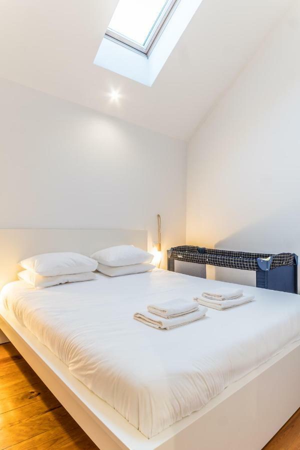 Lx 77 Apartment